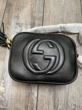 Black Pebbled Leather GG Disco Gold Tassel Crossbody Bag Women New Never Worn